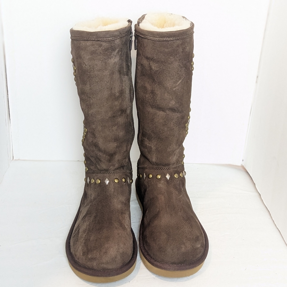 UGG Avondale suede and shearling boots - Picture 6 of 16